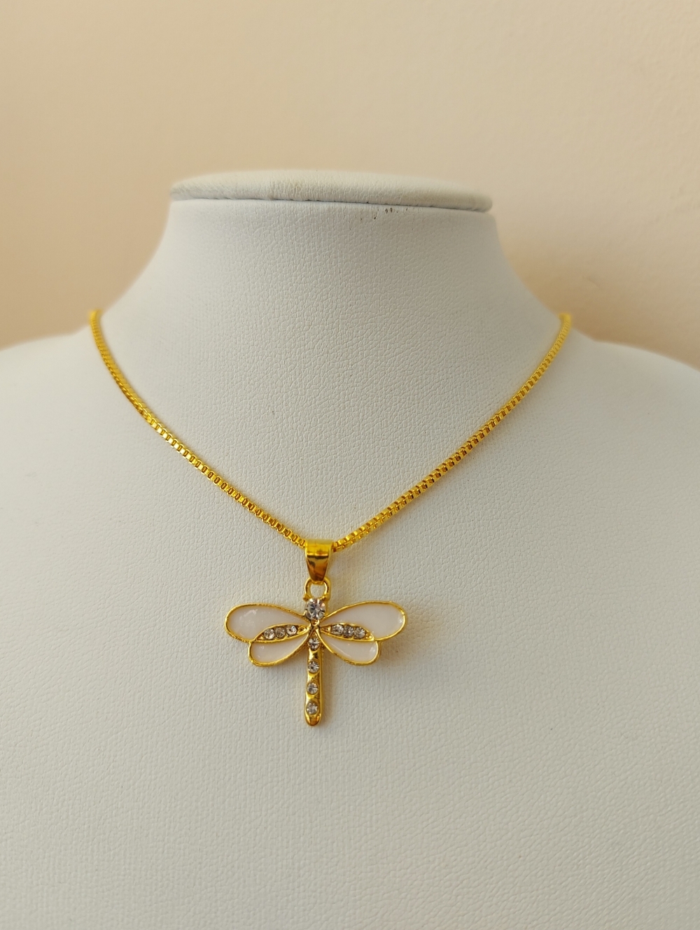 White/Cream Color Diamante Dragonfly Pendant Necklace (Cant Ship Until May 16th)